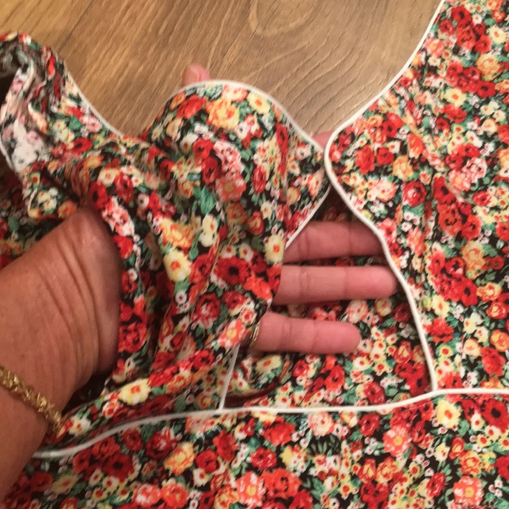 Sundress - Picture 2 of 2